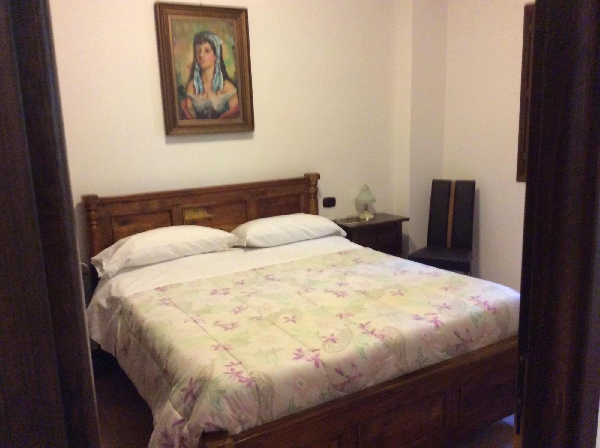 Hotel Il Feudo Dei Pierleoni Селано Номер фото