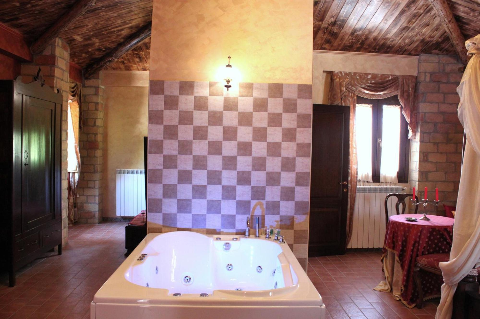 Hotel Il Feudo Dei Pierleoni Селано Номер фото