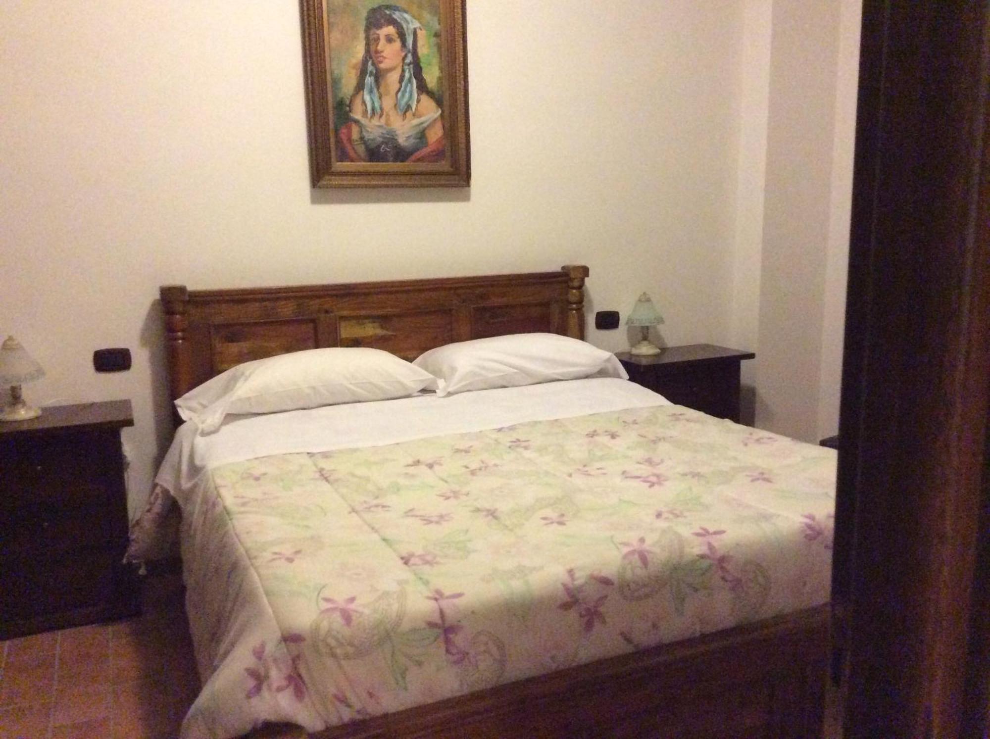 Hotel Il Feudo Dei Pierleoni Селано Номер фото